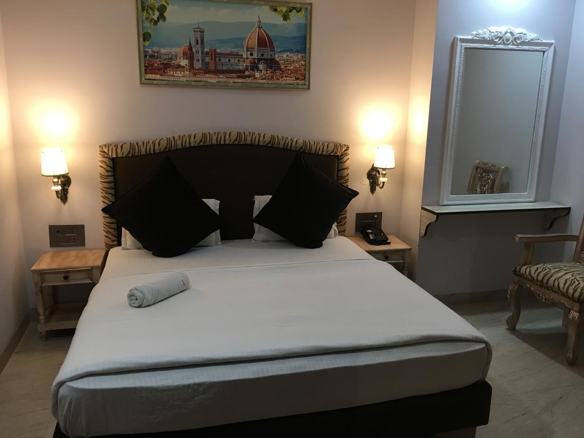 Hotel Posh Chandīgarh Εξωτερικό φωτογραφία