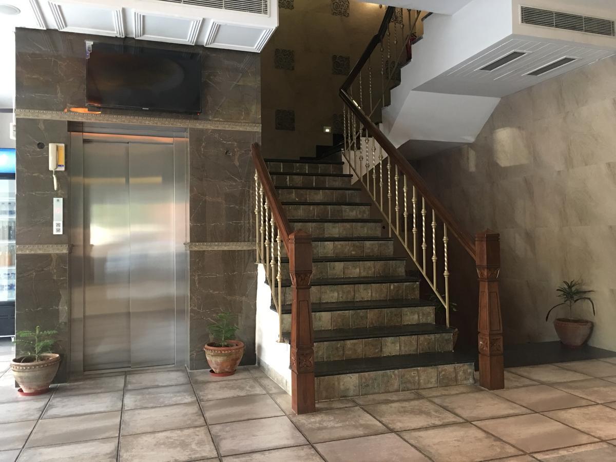 Hotel Posh Chandīgarh Εξωτερικό φωτογραφία