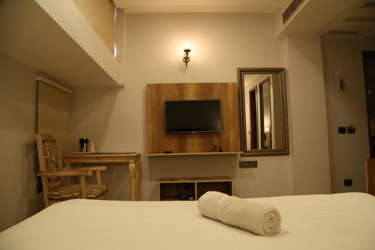 Hotel Posh Chandīgarh Εξωτερικό φωτογραφία